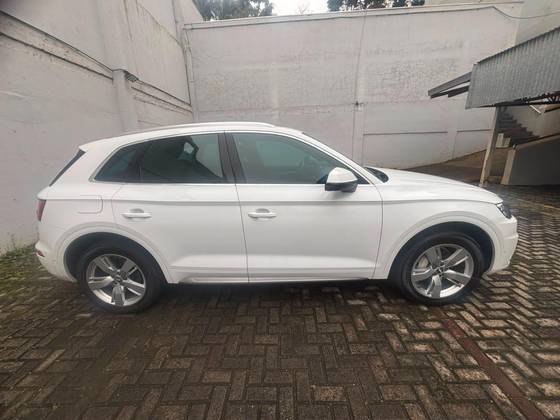 AUDI Q5 2.0 TFSI GASOLINA AMBIENTE S TRONIC AUDI Q5 2.0 TFSI GASOLINA AMBIENTE S TRONIC